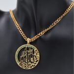 ⁦سلسال ذهبي بتصميم الله على شكل دائرة⁩ - الصورة ⁦2⁩