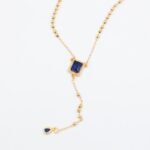 ⁦سلسال ذهبي بتصميم زركون مستطيل كحلي⁩ - الصورة ⁦4⁩