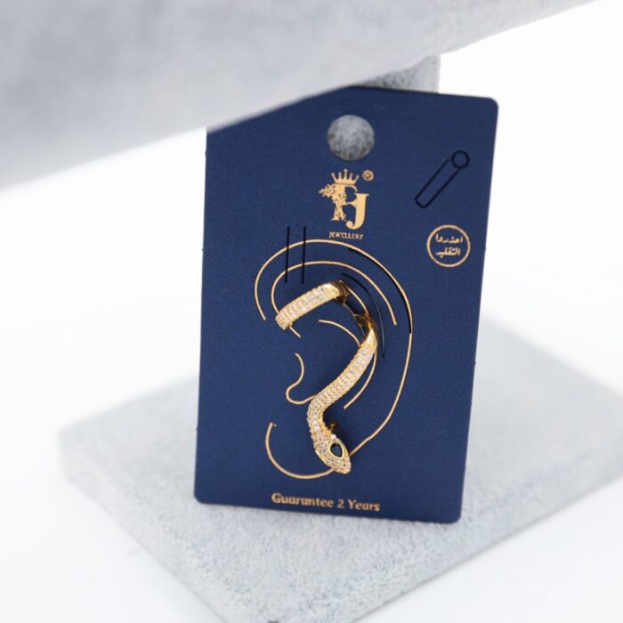 1033753737_67dc759eb2df9 حلق ذهبي بتصميم أفعى زركون أسود - الصورة 1