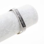 ⁦سوار فضي بتصميم دمت لي شيئأً جميلاً لا يتنهي⁩ - الصورة ⁦5⁩