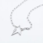 ⁦سلسال فضي بتصميم جنزير ونجمة⁩ - الصورة ⁦3⁩