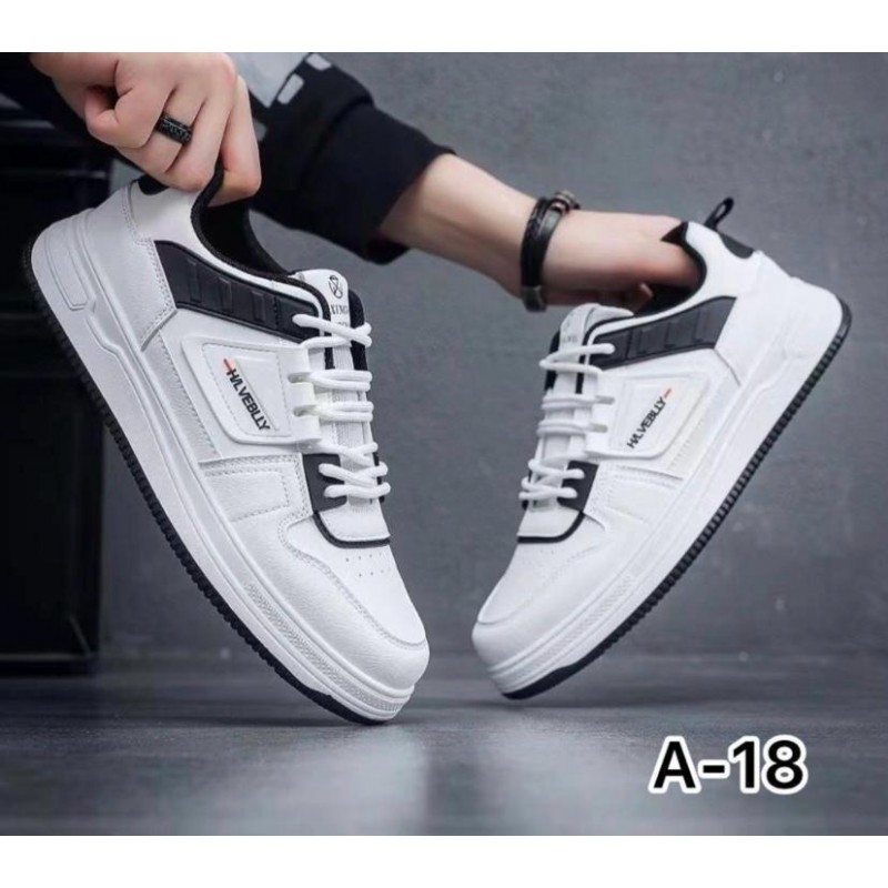 ⁦حذاء سبورت جلد رجالي لون أبيض وأسود⁩ - الصورة ⁦1⁩