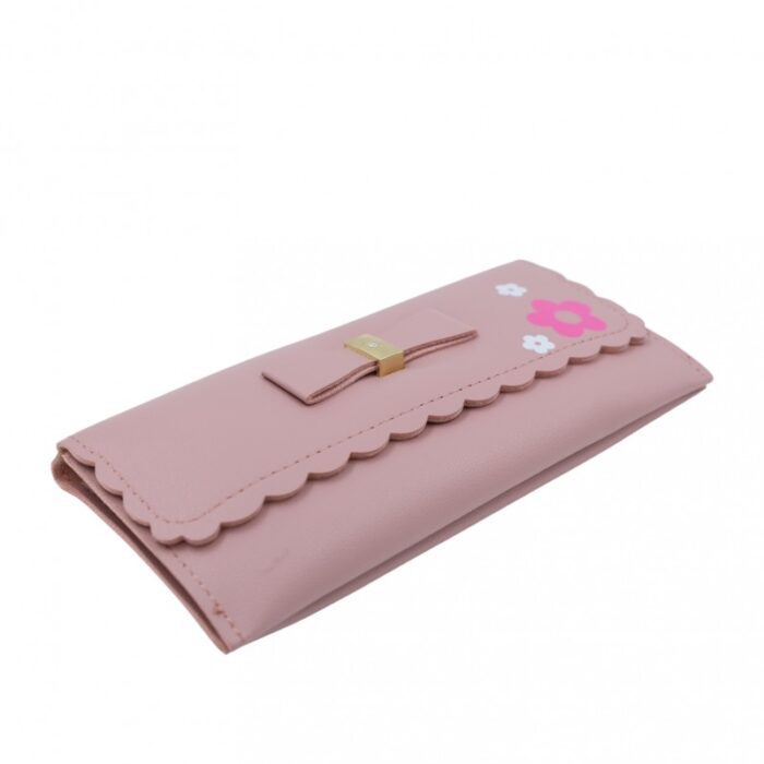 1033754266_67dc78f09d065 جزدان ستاتي حقيبة ستاتية كبس أنيق مع ببيونة وورود لطيفة وميدالية من الفرو - لون زهري فاتح - الصورة 1