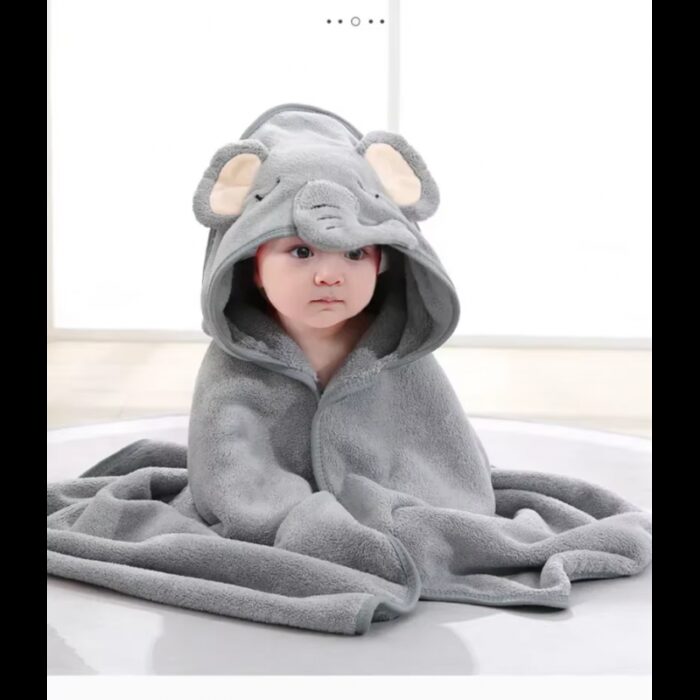 1033754434_67dc7a2d4a7dd منشفة بغطاء راس للاطفال حجم 80×80 سم لون سكني - الصورة 1