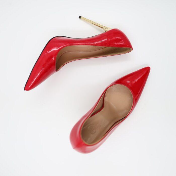 ⁦كندرة كعب عالي مسمار للنساء لون أحمر⁩ - الصورة ⁦3⁩