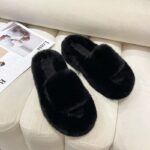 شبشب فرو مفتوح للنساء لون أسود