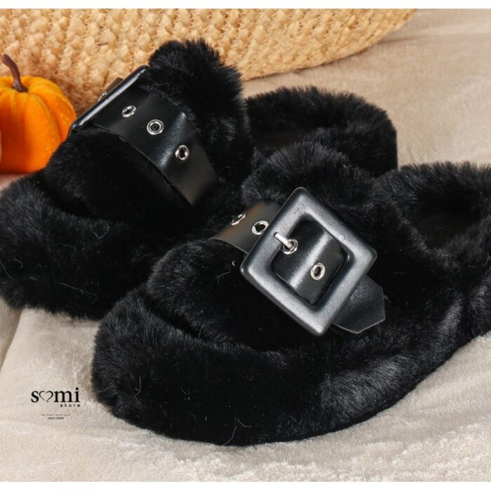 1033754647_67dc7be7e4225 شبشب فرو بتصميم حزام مع سير للنساء لون أسود - الصورة 1