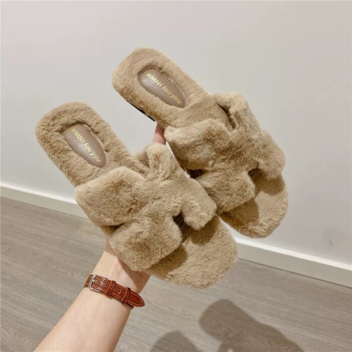 ⁦شبشب فرو منزلي للنساء لون بني فاتح⁩ - الصورة ⁦3⁩