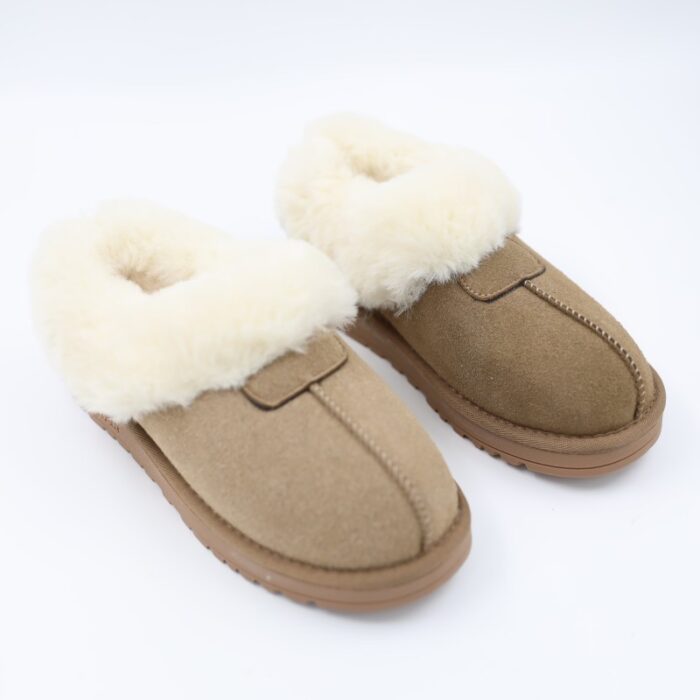 ⁦حذاء مبطن فرو للنساء لون زيتي فاتح⁩ - الصورة ⁦5⁩