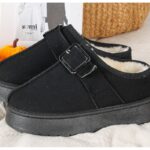 ⁦حذاء شمواه بتصميم حزام للنساء لون أسود⁩ - الصورة ⁦6⁩