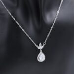 ⁦سلسال فضي بتصميم دمعة زركون أبيض⁩ - الصورة ⁦2⁩