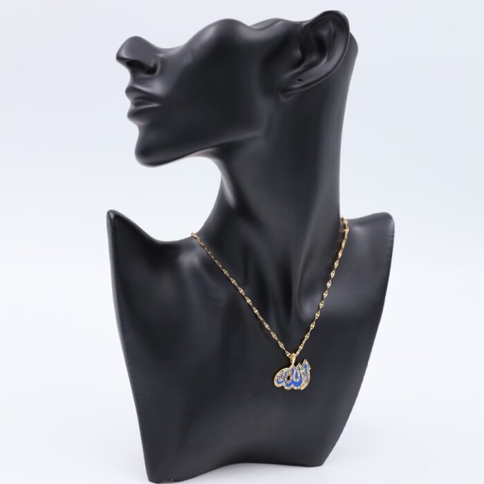 1033754711_67dc7c54852d2 سلسال ذهبي بتصميم لفظ الجلالة لون أزرق مع زركون ملون - الصورة 1