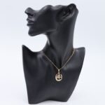 سلسال ذهبي بتصميم لفظ الجلالة زركون أبيض وأزرق