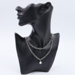 سلسال فضي طبقتين بتصميم جنزير مع حبة لولو