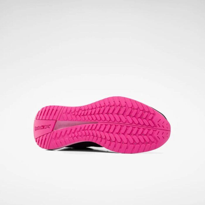⁦Reebok Women's Energen Plus 2 Running Shoes -حذاء ريبوك اينرجين بلس 2 للنساء لون أسود وزهري⁩ - الصورة ⁦5⁩