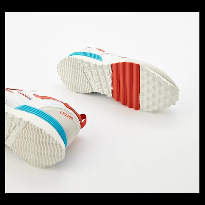 ⁦Reebok Unisex' LX2200 Shoes-حذاء ريبوك ال اكس 2200 للجنسين لون أبيض⁩ - الصورة ⁦6⁩