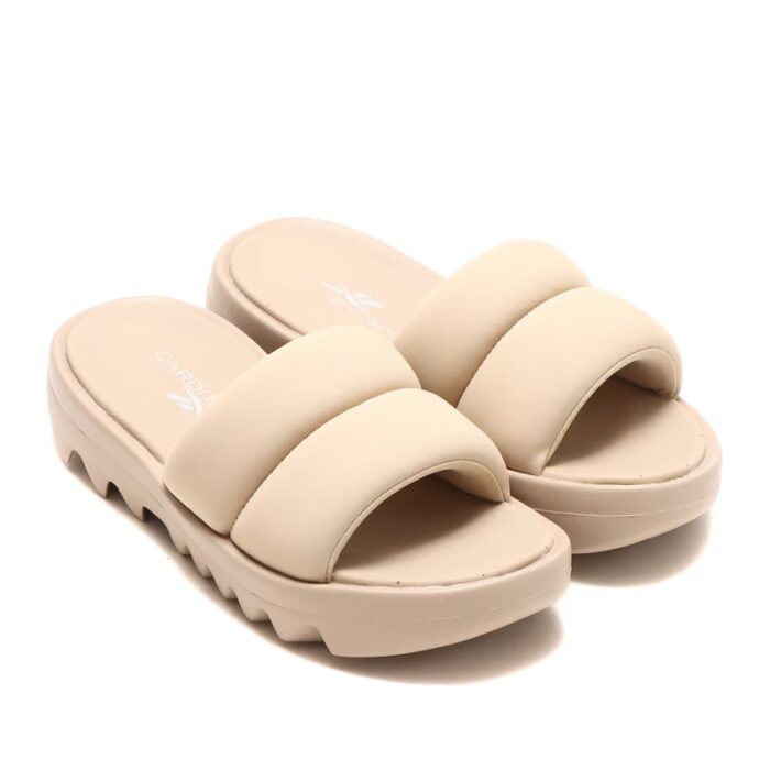 ⁦Reebok Womens' Cardi B Slide - حذاء ريبوك كاردي بي للنساء لون بيج⁩ - الصورة ⁦2⁩