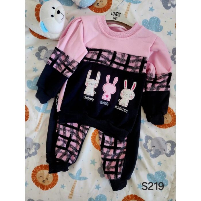 1033754878_67dc7da611ebd بيجامة بناتي Lovely بتصميم أرنب لون زهري - الصورة 1