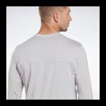⁦Reebok Men Activchill Long-Sleeve Top Athlete Sweatshirt- Grey⁩ - الصورة ⁦4⁩