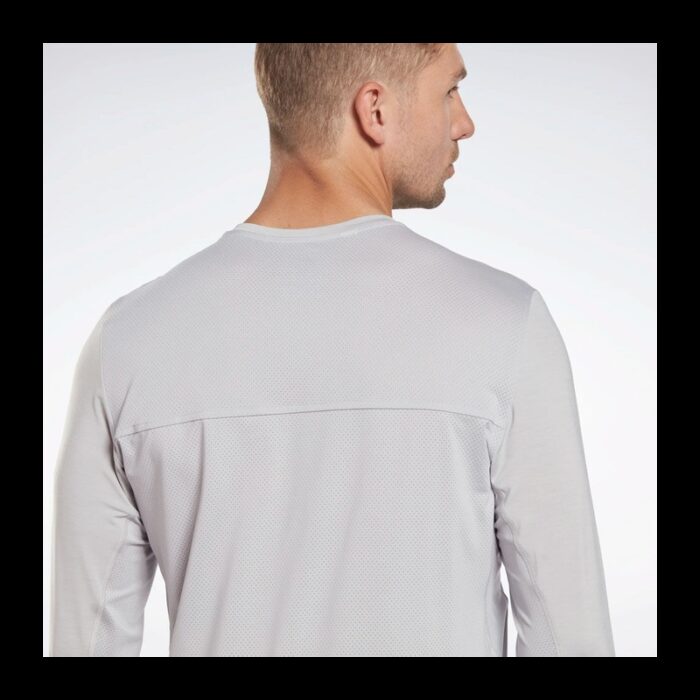 ⁦Reebok Men Activchill Long-Sleeve Top Athlete Sweatshirt- Grey⁩ - الصورة ⁦4⁩