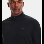 ⁦Under Armour Men's Tech™ ½ Zip Long Sleeve تيشيرت اندر ارمور بأكمام طويلة للرجال لون أسود⁩ - الصورة ⁦4⁩
