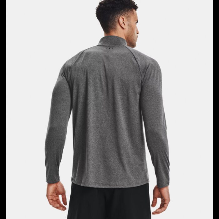 ⁦Under Armour Men's Tech™ ½ Zip Long Sleeve تيشيرت اندر ارمور بأكمام طويلة للرجال لون رمادي⁩ - الصورة ⁦2⁩