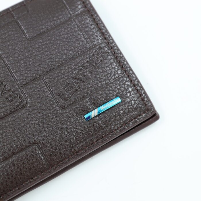 ⁦جزدان جلد للرجال لون أسود 12*9.5 سم⁩ - الصورة ⁦3⁩