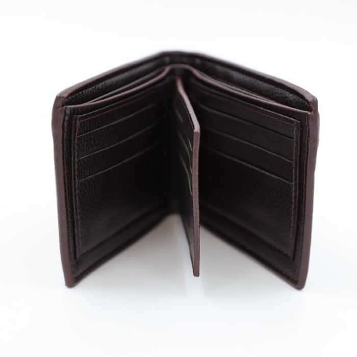 ⁦جزدان جلد للرجال لون أسود 12*9.5 سم⁩ - الصورة ⁦5⁩