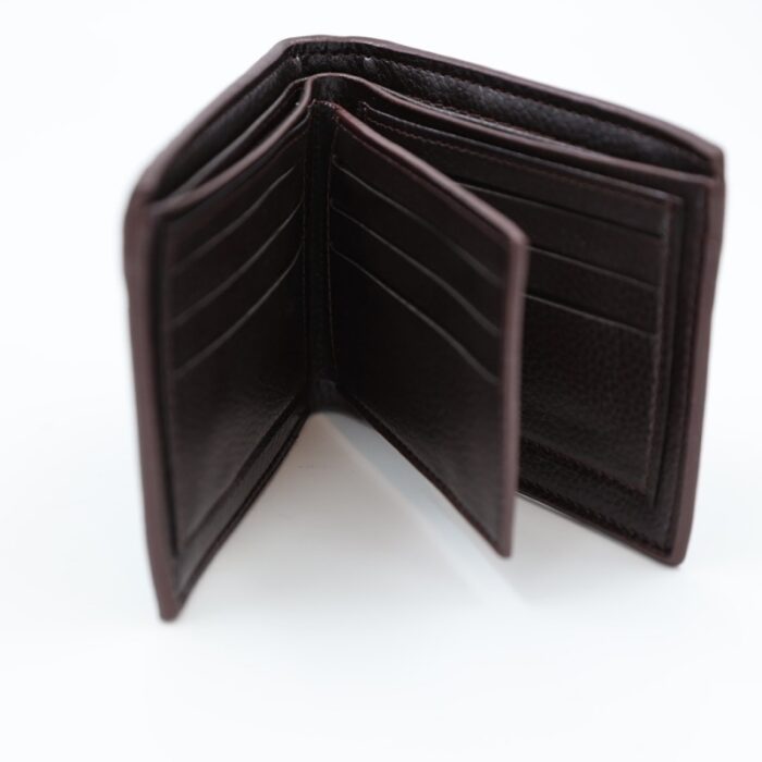 ⁦جزدان جلد للرجال لون أسود 12*9.5 سم⁩ - الصورة ⁦7⁩