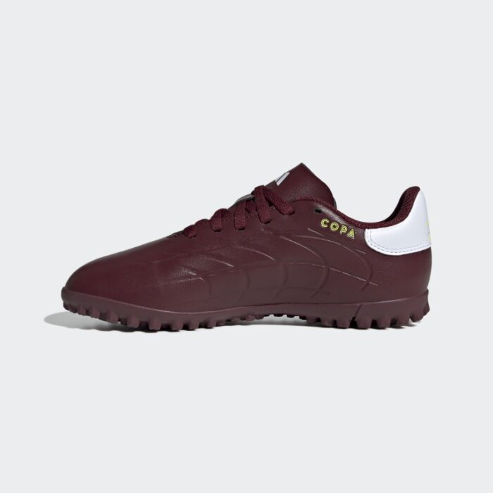 ⁦Adidas Kids Copa Pure II Club Turf Boots - Burgundy⁩ - الصورة ⁦4⁩