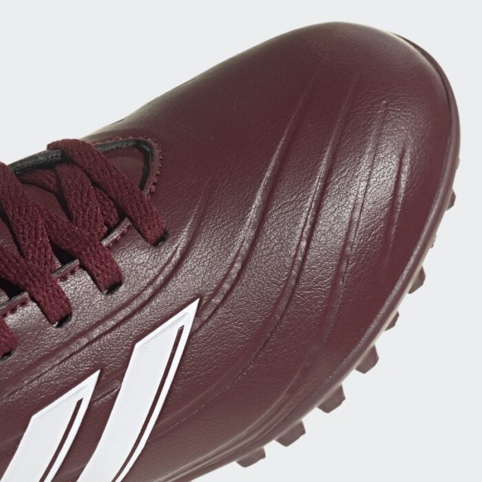 ⁦Adidas Kids Copa Pure II Club Turf Boots - Burgundy⁩ - الصورة ⁦8⁩