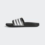 ⁦Adidas Adilette Comfort Slides - Black⁩ - الصورة ⁦5⁩