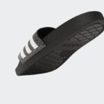 ⁦Adidas Adilette Comfort Slides - Black⁩ - الصورة ⁦17⁩
