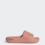⁦adidas Adilette Ayoon Slides - Red⁩ - الصورة ⁦2⁩