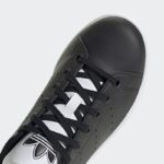 ⁦adidas Kids' Stan Smith Shoes - Black⁩ - الصورة ⁦9⁩