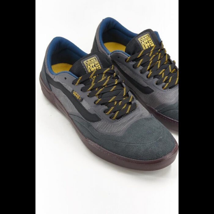 ⁦حذاء فانز آفي للرجال لون رمادي - Vans Mens' Ave Shoes⁩ - الصورة ⁦2⁩