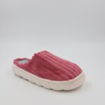 ⁦شبشب شتوي فرو للنساء لون زهري غامق⁩ - الصورة ⁦2⁩