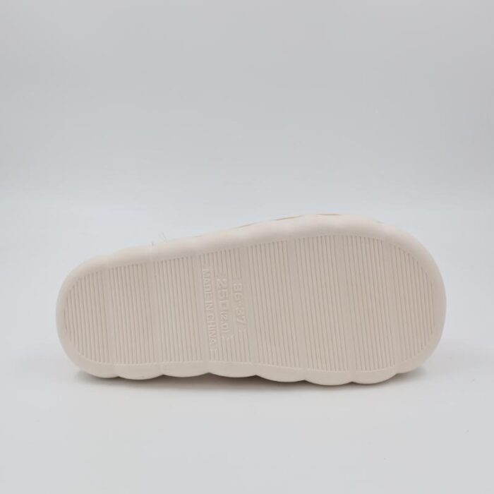 ⁦شبشب شتوي فرو للنساء لون زهري غامق⁩ - الصورة ⁦5⁩