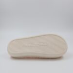 ⁦شبشب شتوي فرو للنساء لون زهري⁩ - الصورة ⁦5⁩