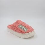 ⁦شبشب شتوي فرو مخطط للنساء لون زهري⁩ - الصورة ⁦2⁩