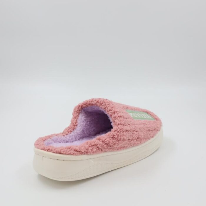 ⁦شبشب شتوي فرو مخطط للنساء لون زهري⁩ - الصورة ⁦4⁩