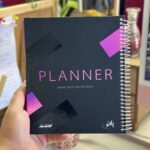 بلانر سلك من الاديب بتصميم لون اسود وزهري مقاس 20*17