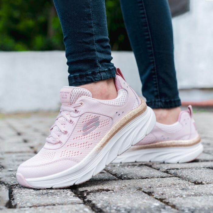 ⁦Skechers Womens' Relaxed Fit: D'lux Walker - One Drive Shoes-حذاء سكيتشرز ريلاكس فيت: ديلكس ووكير - ون درايف للنساء⁩ - الصورة ⁦5⁩