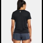 ⁦Under Armour Women's Launch Splatter Short Sleeve T-Shirt - Black⁩ - الصورة ⁦2⁩