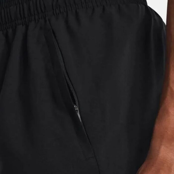 ⁦Under Armour Men's Project Rock Ultimate 5" Training Shorts⁩ - الصورة ⁦3⁩