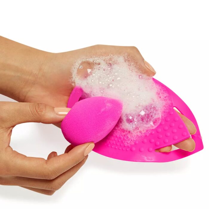 ⁦Beautyblender Beautyblender Beautyblender Keep. It. Clean⁩ - الصورة ⁦4⁩