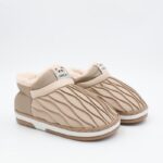حذاء شتوي للأطفال لون بيج