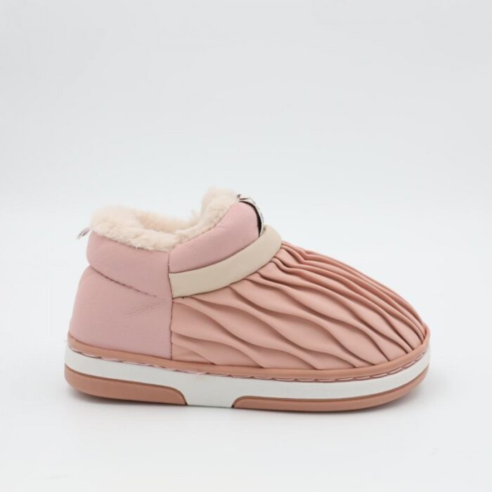 ⁦حذاء شتوي للأطفال لون زهري فاتح⁩ - الصورة ⁦3⁩