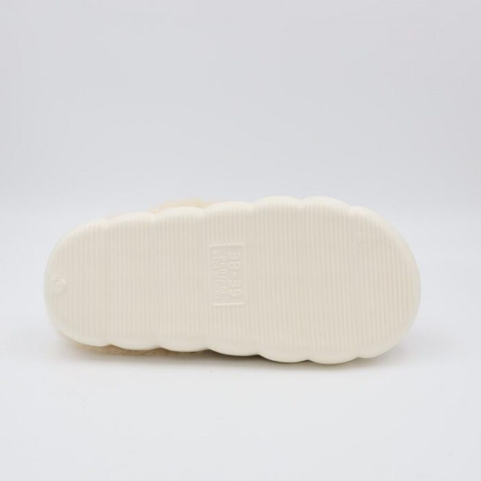 ⁦حفاية شتوية لون كموني بلمعة مع بيج⁩ - الصورة ⁦5⁩