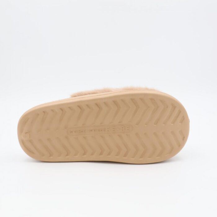 ⁦حفاية شتوية للنساء لون بيج بتصميم قشاط⁩ - الصورة ⁦3⁩